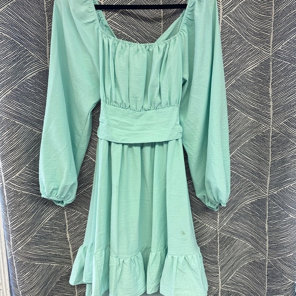 Elegant Mint Green Off-Shoulder Dress <<<<<96>>>>> - Picture 5 of 8